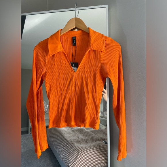 Only Brand Orange Top - Picture 2 of 2